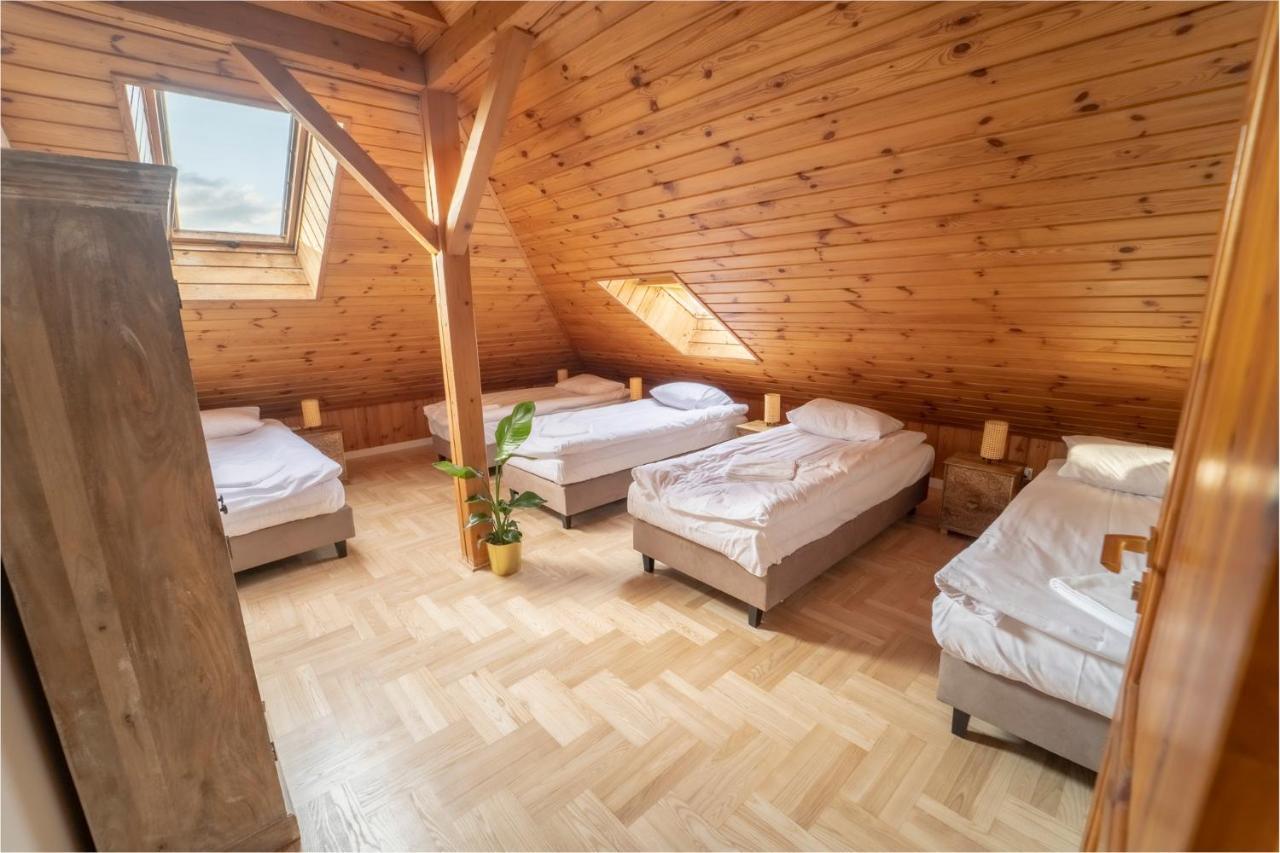 Blisshouse Luxurious Guesthouse Calm And Energetic Spot Near By City Surrounded By The Forest Where You Will Find Your Peace And Your People Cracovie Extérieur photo
