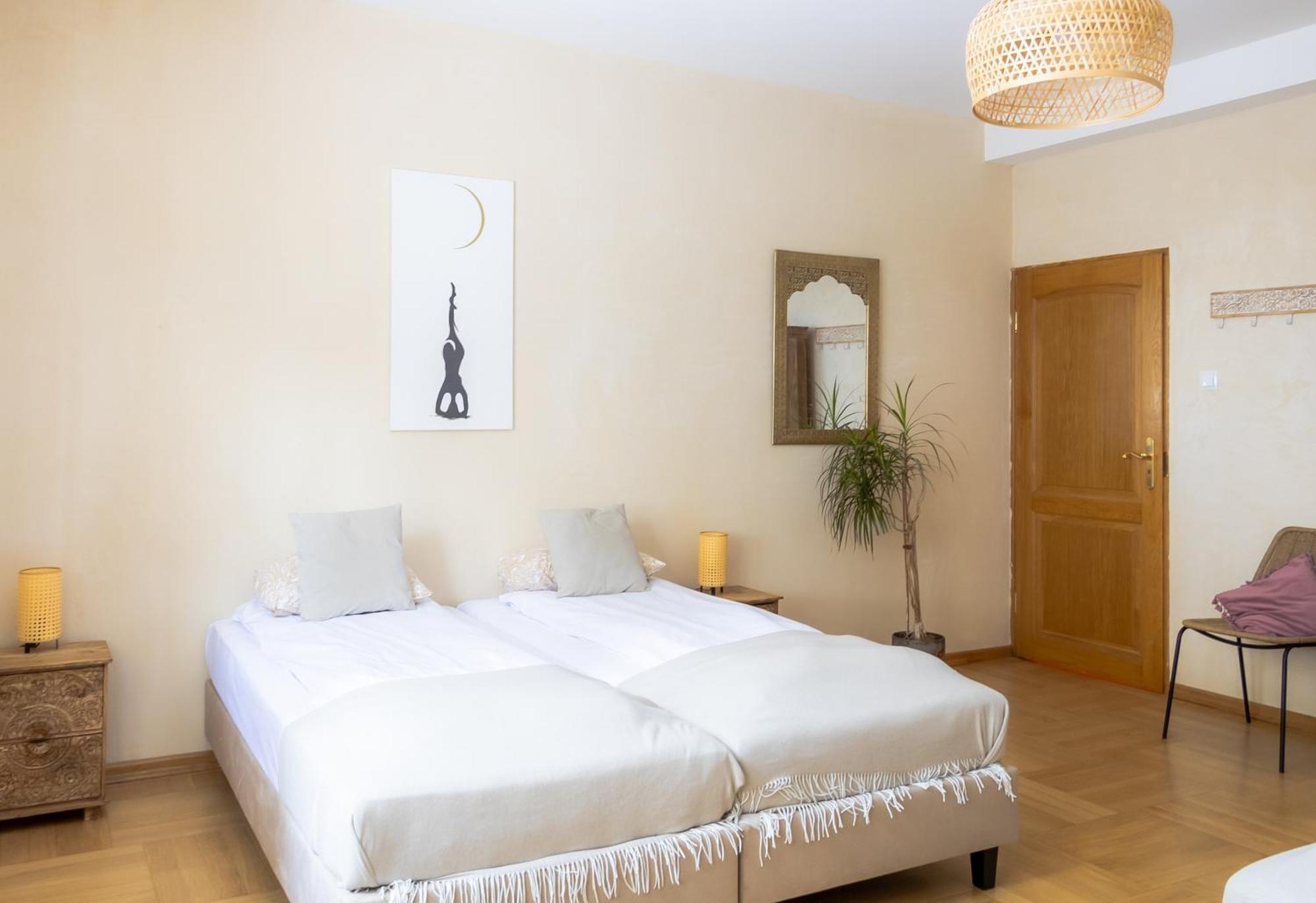 Blisshouse Luxurious Guesthouse Calm And Energetic Spot Near By City Surrounded By The Forest Where You Will Find Your Peace And Your People Cracovie Extérieur photo