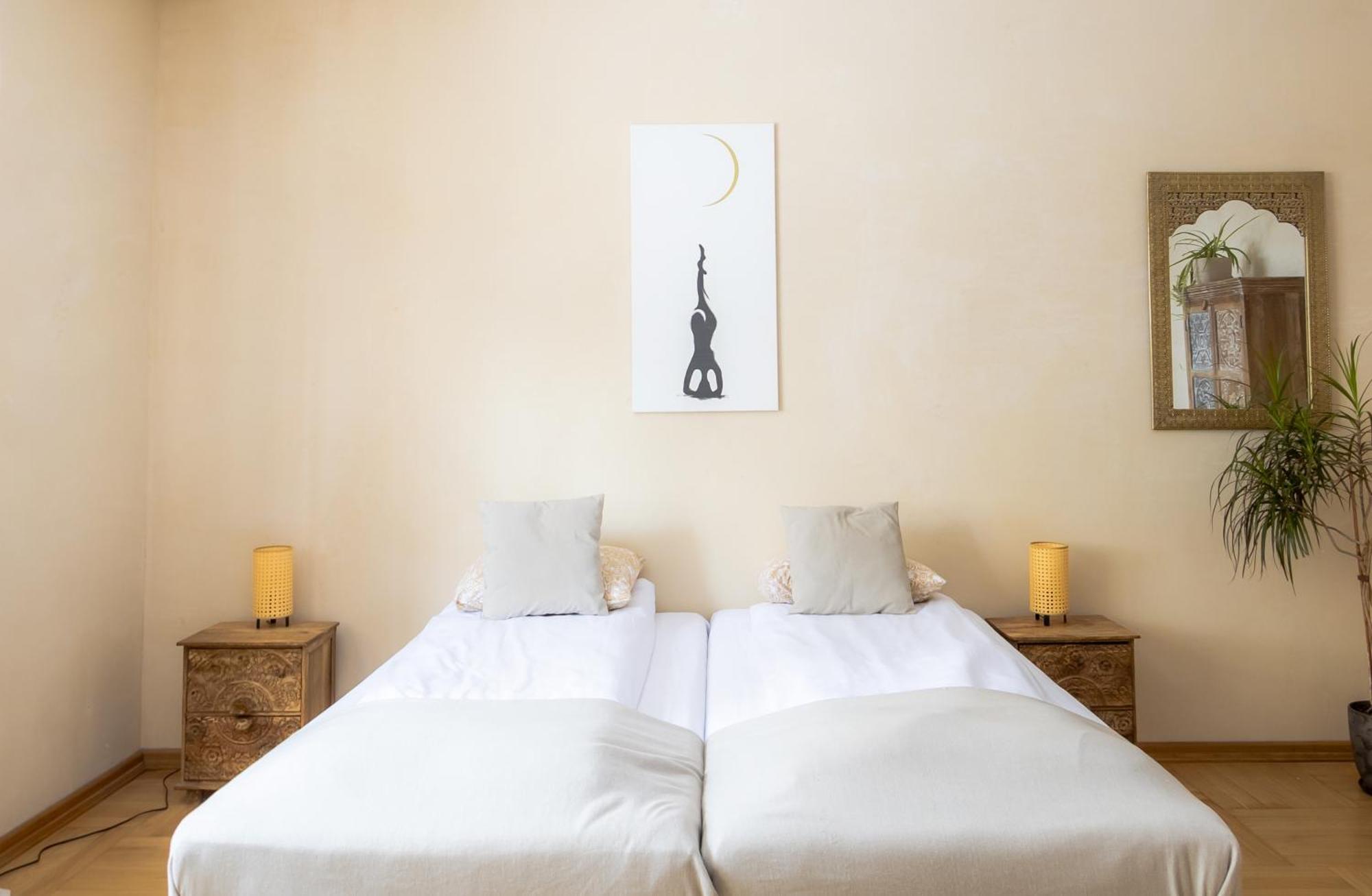 Blisshouse Luxurious Guesthouse Calm And Energetic Spot Near By City Surrounded By The Forest Where You Will Find Your Peace And Your People Cracovie Extérieur photo