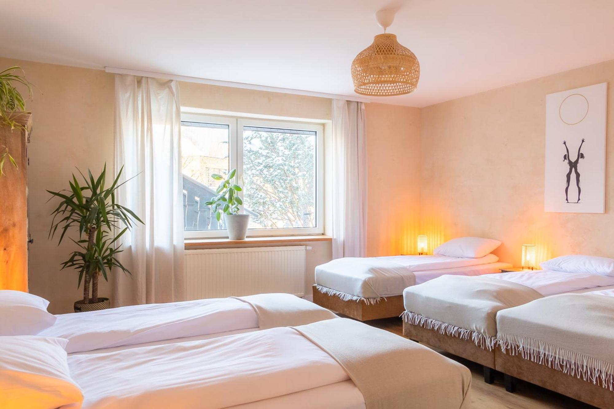 Blisshouse Luxurious Guesthouse Calm And Energetic Spot Near By City Surrounded By The Forest Where You Will Find Your Peace And Your People Cracovie Extérieur photo