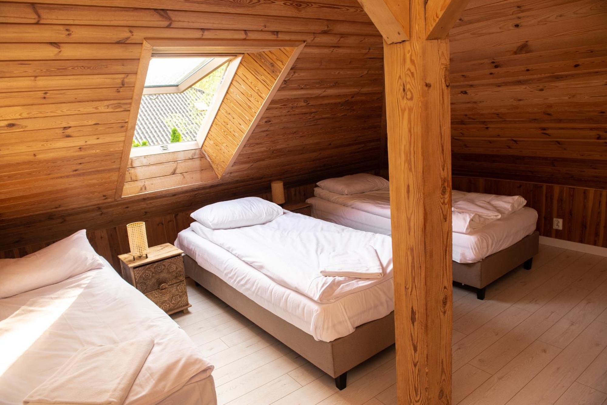 Blisshouse Luxurious Guesthouse Calm And Energetic Spot Near By City Surrounded By The Forest Where You Will Find Your Peace And Your People Cracovie Extérieur photo