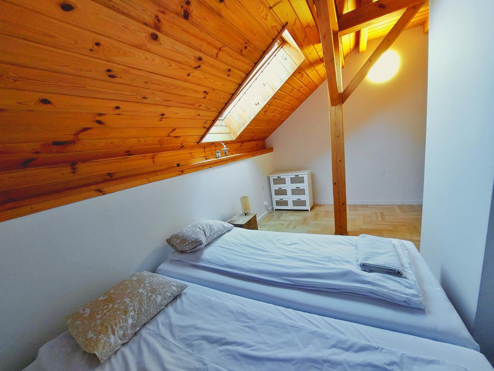 Blisshouse Luxurious Guesthouse Calm And Energetic Spot Near By City Surrounded By The Forest Where You Will Find Your Peace And Your People Cracovie Extérieur photo