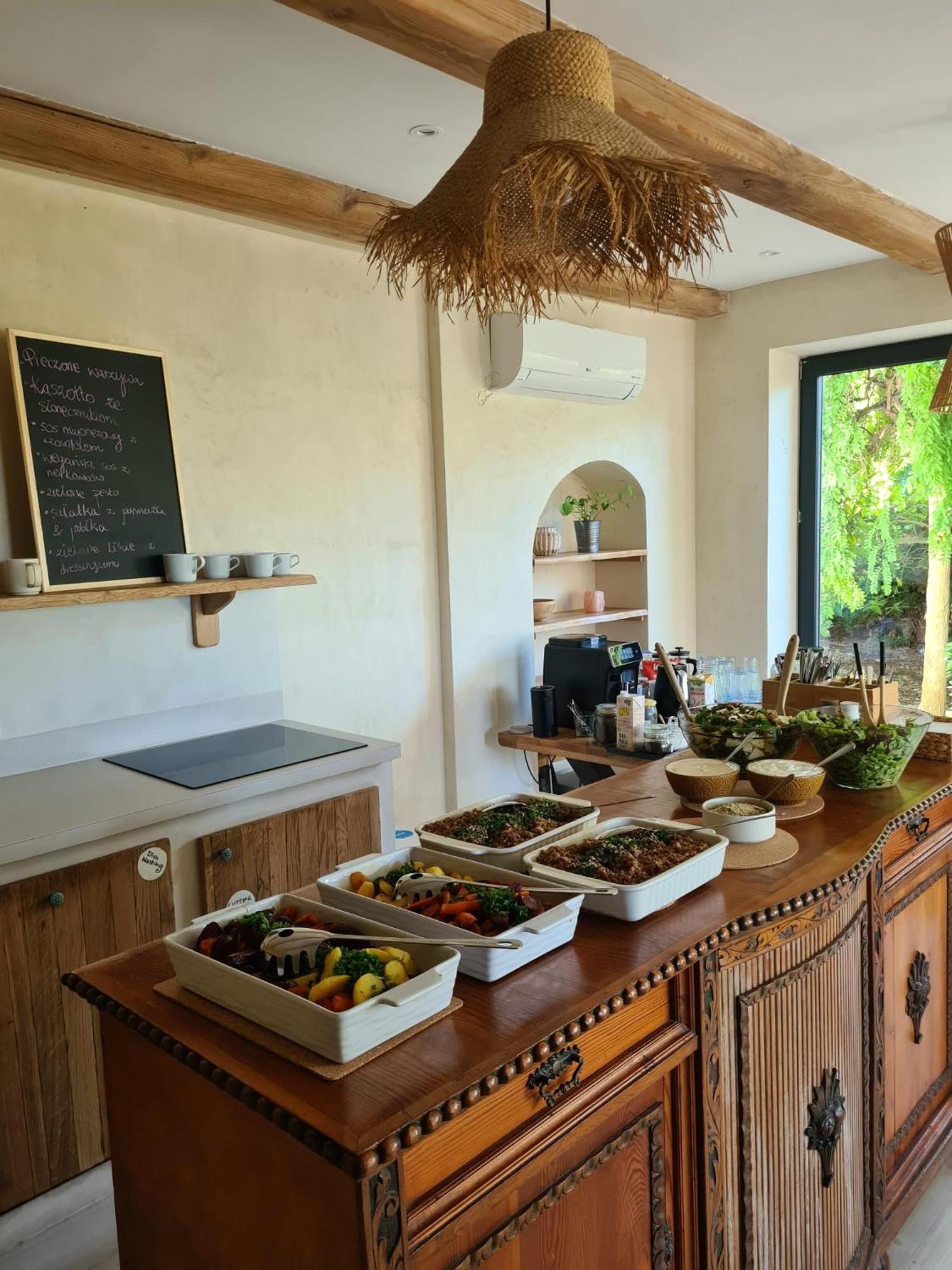 Blisshouse Luxurious Guesthouse Calm And Energetic Spot Near By City Surrounded By The Forest Where You Will Find Your Peace And Your People Cracovie Extérieur photo