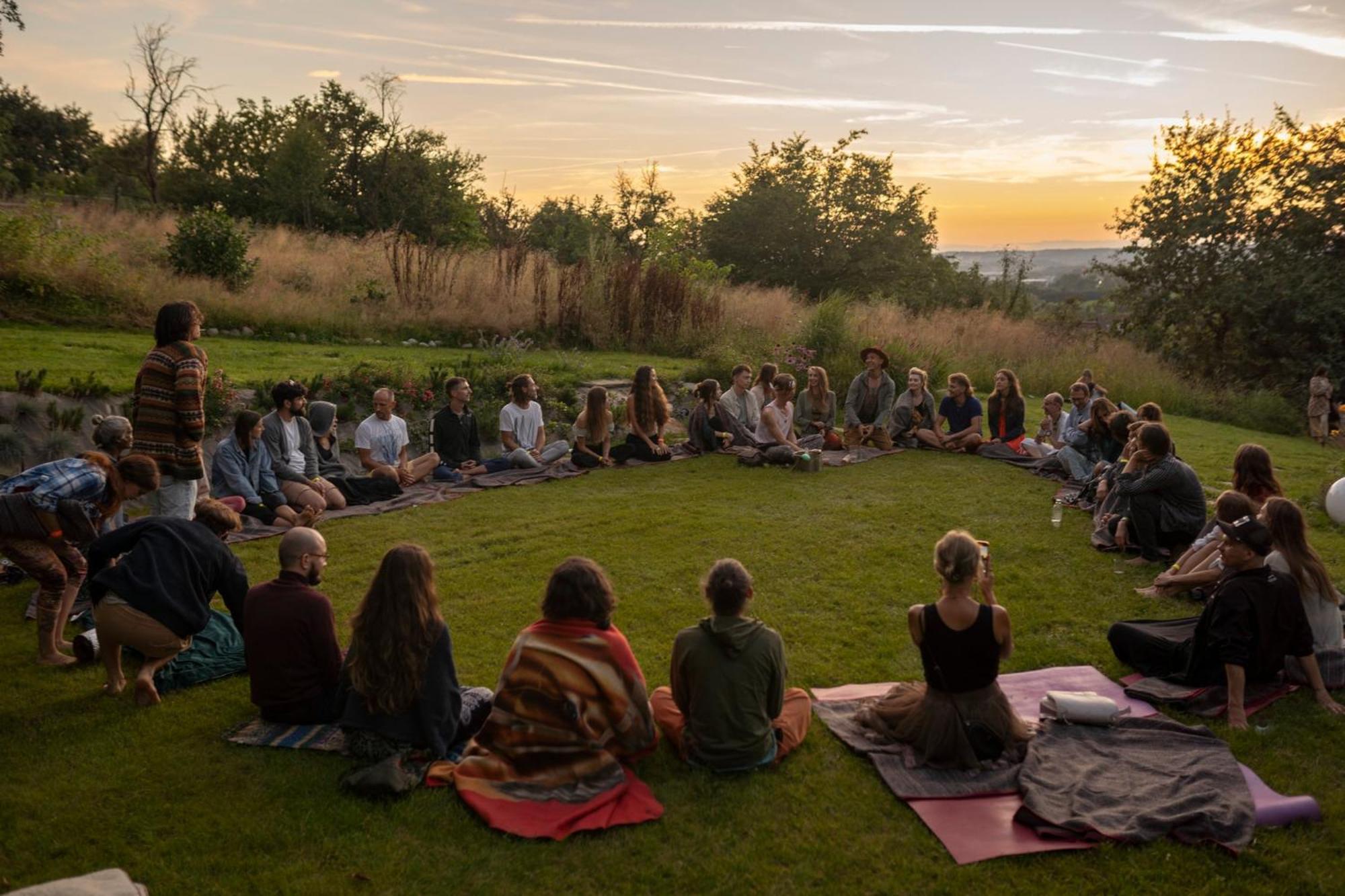 Blisshouse Luxurious Guesthouse Calm And Energetic Spot Near By City Surrounded By The Forest Where You Will Find Your Peace And Your People Cracovie Extérieur photo
